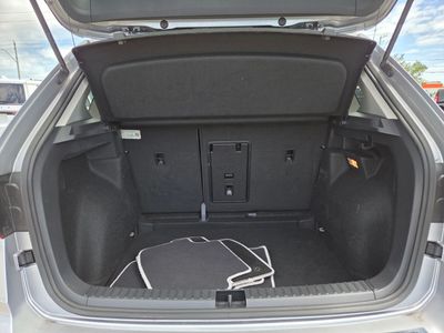 2023 Volkswagen Taos - Photo 15