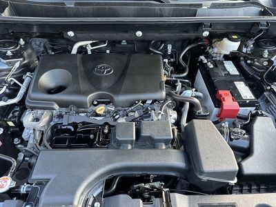 2024 Toyota RAV4 - Photo 17