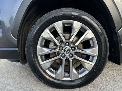 2024 Toyota RAV4 - Photo 18