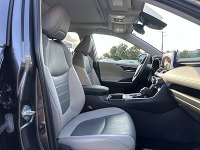 2024 Toyota RAV4 - Photo 23