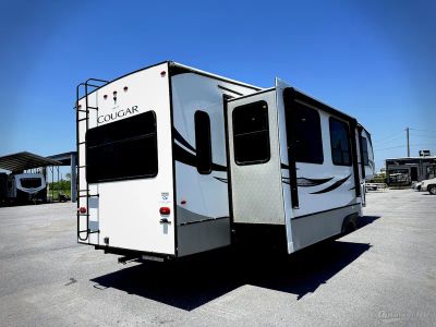 2022 Keystone Cougar — side profile view