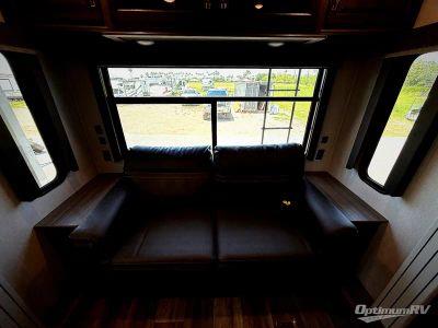 2022 Keystone Cougar — photo 7 view