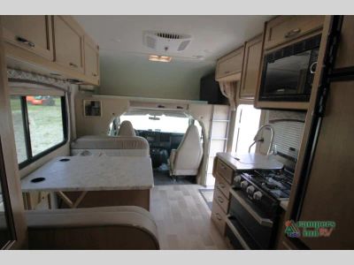2019 Four Winds RV Chateau — photo 30 view