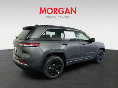2022 Jeep Grand Cherokee - Photo 3