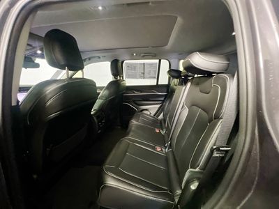 2022 Jeep Grand Cherokee - Photo 25
