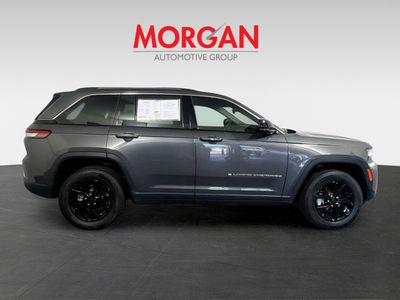 2022 Jeep Grand Cherokee - Photo 2