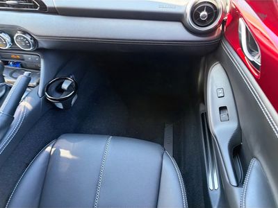 2026 Mazda MX-5 Miata - Photo 17