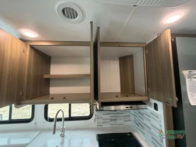 2026 Coachmen RV Freelander - Photo 27