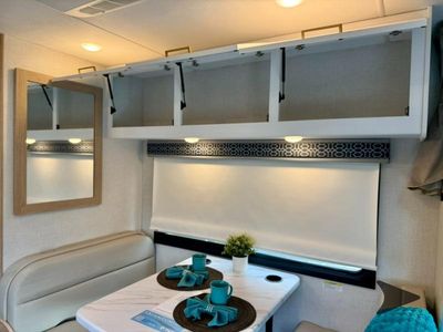 2026 Thor Motor Coach Quantum - Photo 12
