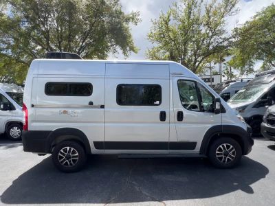 2026 Winnebago SOLIS POCKET — photo 17 view