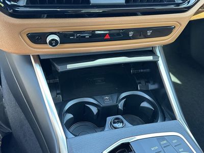 2026 BMW 3 Series - Photo 28