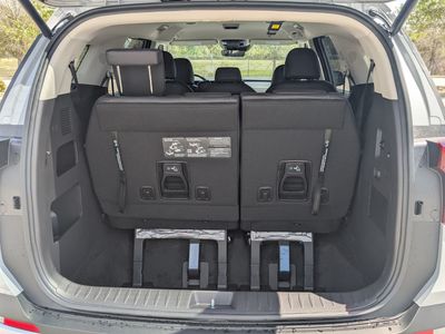 2026 Kia Carnival Hybrid — photo 15 view