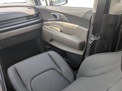 2026 Kia Carnival Hybrid — photo 27 view