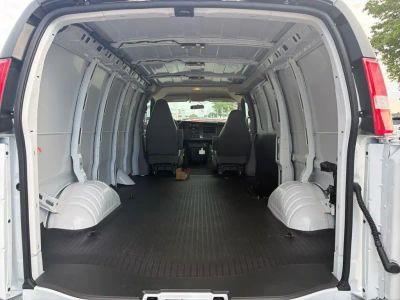 2026 Chevrolet Express Cargo - Photo 10