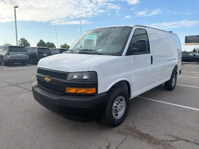 2026 Chevrolet Express Cargo - Photo 7