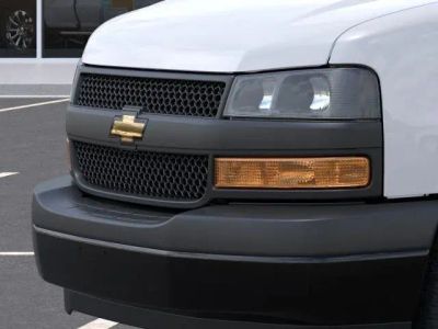 2026 Chevrolet Express Cargo - Photo 38