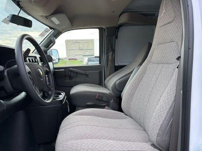 2026 Chevrolet Express Cargo - Photo 15