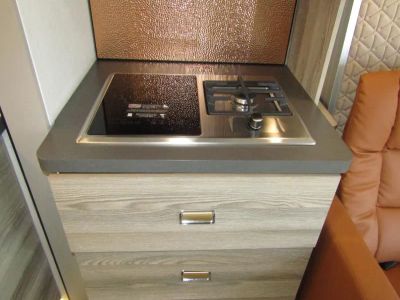 2025 Winnebago VIEW - Photo 8