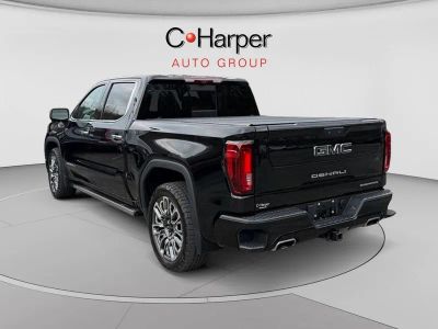 2023 GMC Sierra 1500 — interior view