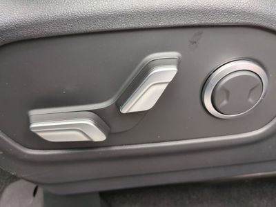 2026 Hyundai SANTA FE HYBRID — photo 23 view