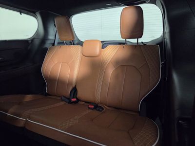 2026 Chrysler Pacifica — photo 12 view
