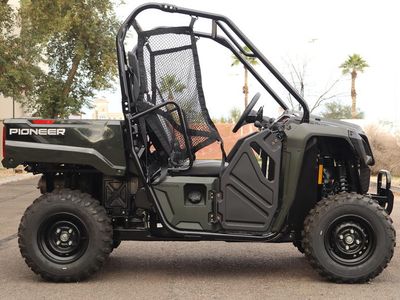 2026 Honda Pioneer 520 - Photo 8