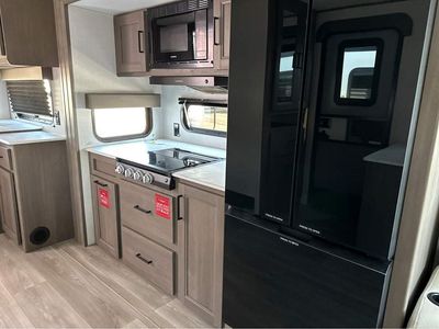 2026 Grand Transcend XPLOR — photo 10 view