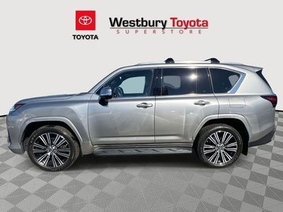 2023 Lexus LX 600 - Photo 11