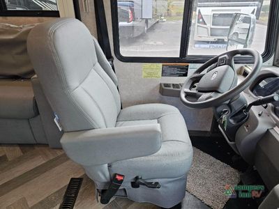 2024 Winnebago Adventurer - Photo 14
