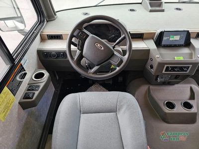 2024 Winnebago Adventurer - Photo 13