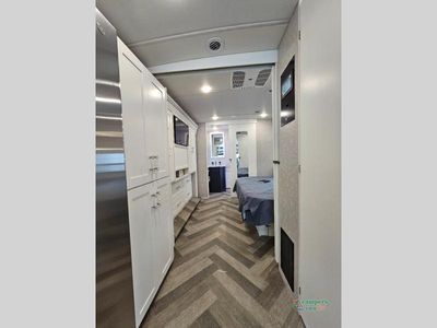 2024 Winnebago Adventurer - Photo 49