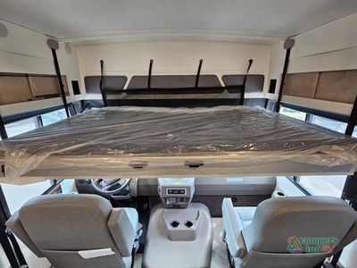 2024 Winnebago Adventurer - Photo 17