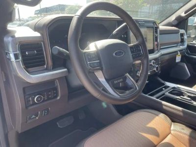 2025 Ford F-250SD - Photo 14
