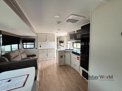 2026 Grand Design Transcend - Photo 5