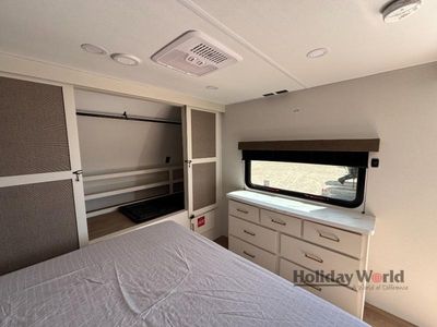 2026 Grand Design Transcend - Photo 9