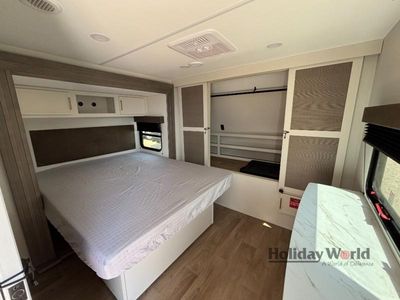2026 Grand Design Transcend - Photo 8