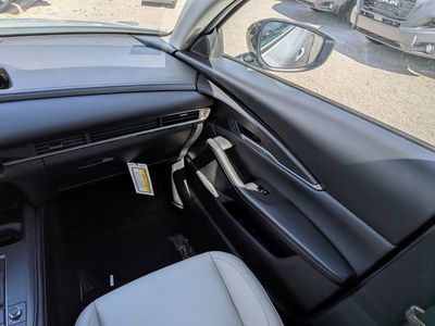 2026 Mazda CX-30 - Photo 17
