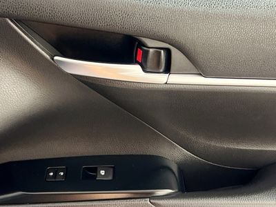 2020 Toyota Camry - Photo 27