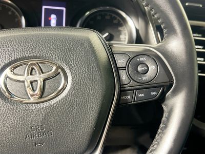 2020 Toyota Camry - Photo 17