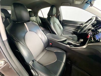 2020 Toyota Camry - Photo 26