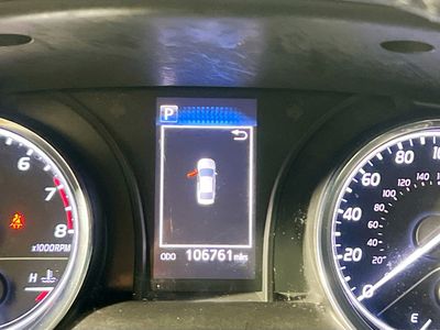 2020 Toyota Camry - Photo 19