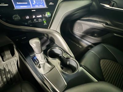 2020 Toyota Camry - Photo 21