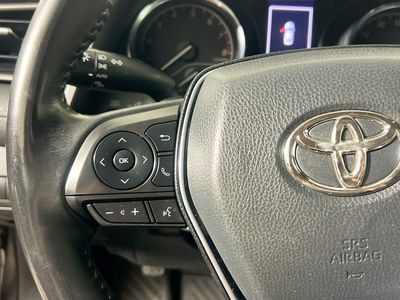 2020 Toyota Camry - Photo 16