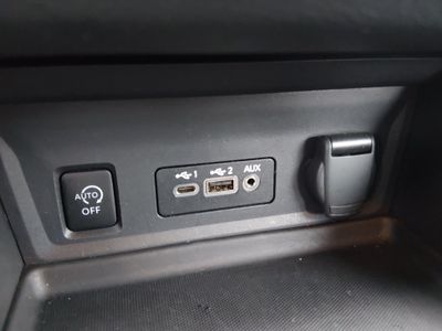 2024 Nissan Sentra — photo 18 view
