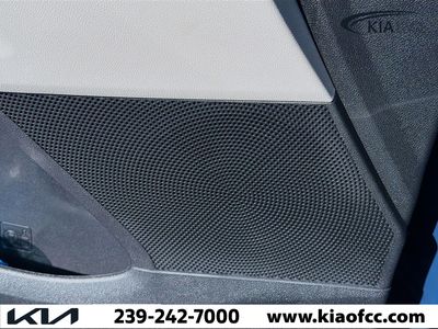 2026 Kia Sorento — photo 24 view