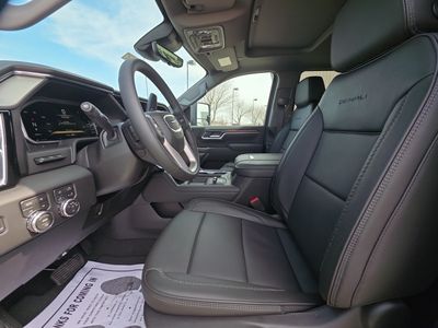 2026 GMC Sierra 3500HD - Photo 9