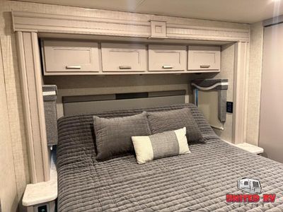 2023 Thor Motor Coach Pasadena - Photo 23