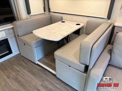 2023 Thor Motor Coach Pasadena - Photo 16