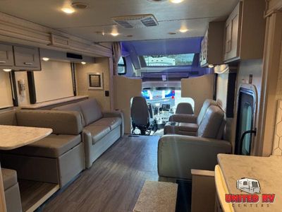 2023 Thor Motor Coach Pasadena - Photo 9