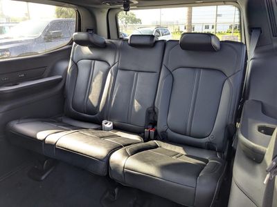 2026 Jeep Grand Wagoneer - Photo 14